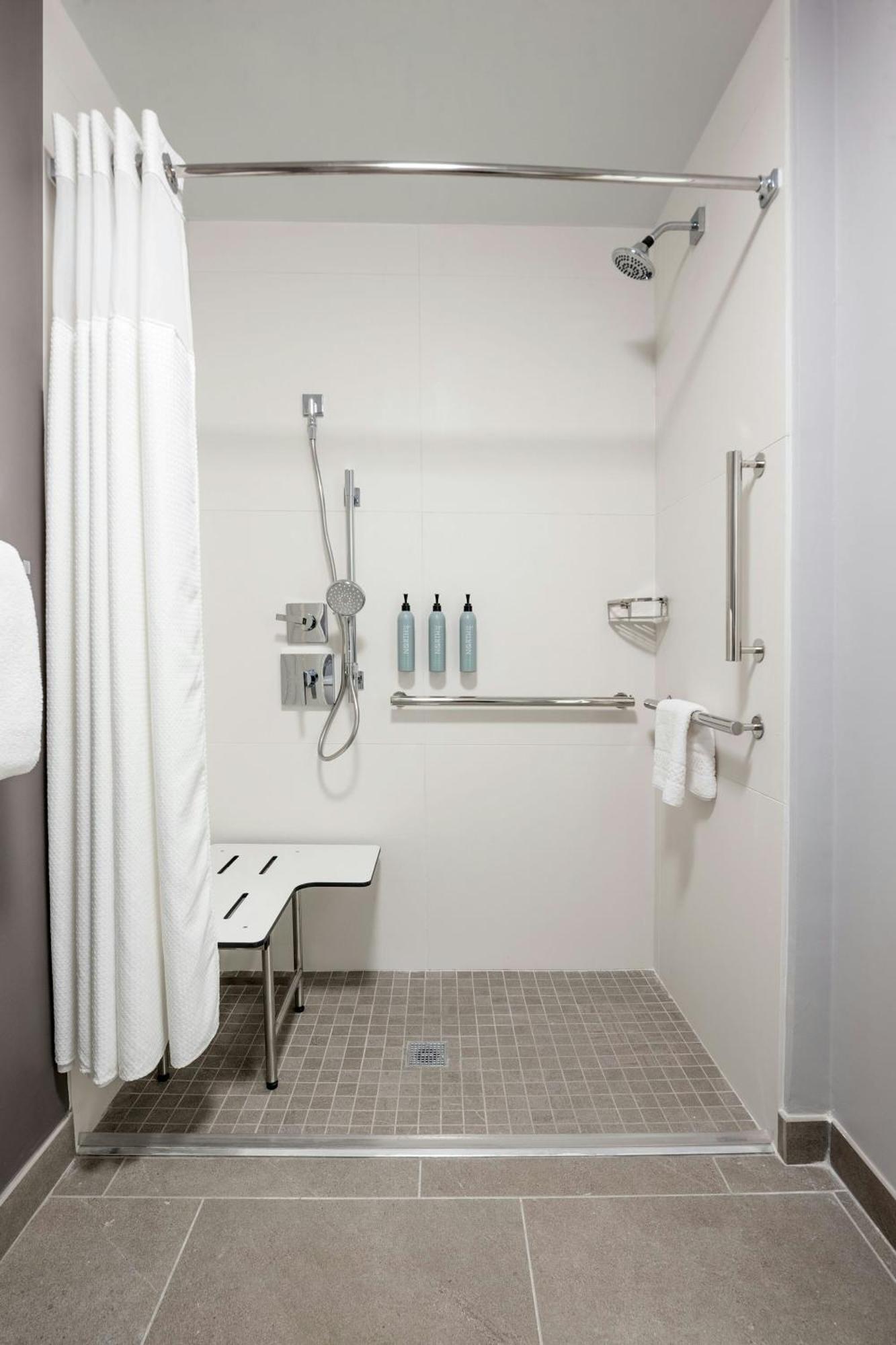 Courtyard By Marriott Charlotte Ballantyne Екстериор снимка